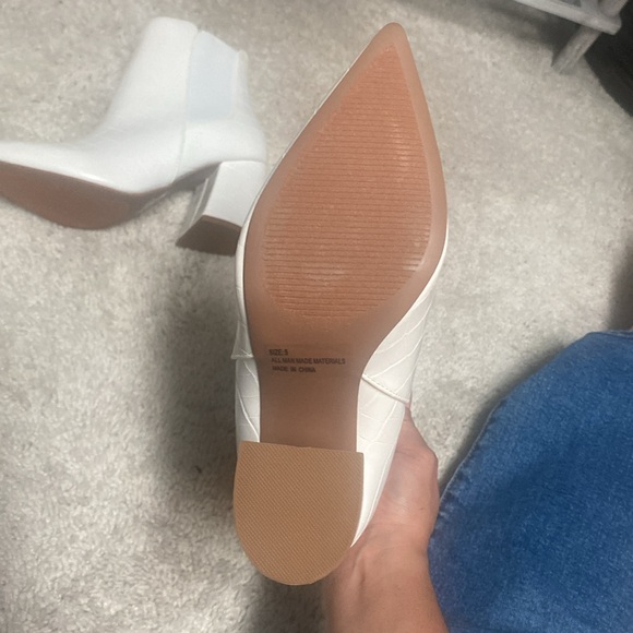 Lulus white ankle boots - Picture 4 of 5